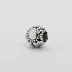 Charm Eguzkilore Redondo Plata