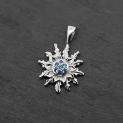 Colgante Eguzkilore Oro Blanco y Zafiros 14mm