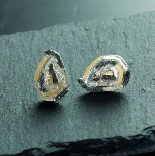 Pendientes Almendra Vitoria Silueta Plata y Lámina de Oro
